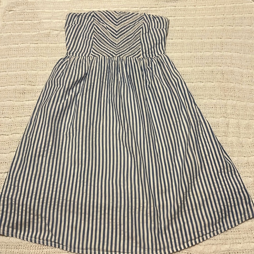 Size 2 Old Navy Blue and White Strapless Dress